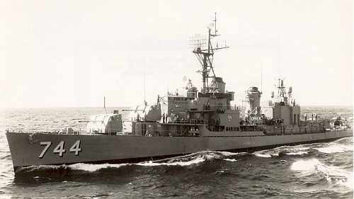 USS Blue DD-744